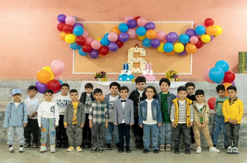 پیش دبستانی گلدونه ها کلاس گل لاله